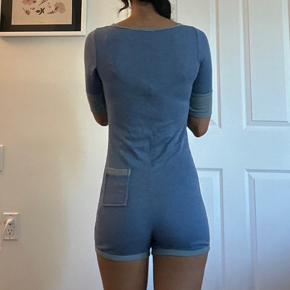 BDG Pyjamas - Picture 2 of 3